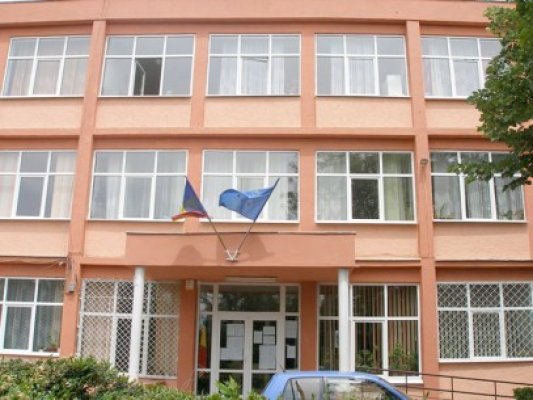 Liceul Teoretic Murfatlar sărbătoreşte 33 de ani de la înfiinţare